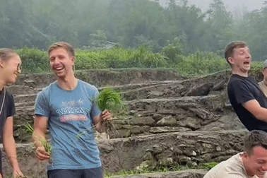 Nhiều hộ gia đình ở Lào Cai thoát nghèo nhờ kết hợp nông nghiệp - du lịch