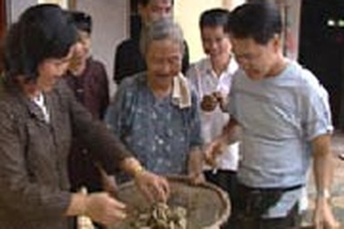 Hiện tượng “nghiện”... ăn đất và những kiến giải khoa học