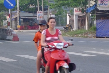 Đoạn quốc lộ không cần đội mũ bảo hiểm?