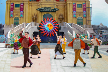 Trải nghiệm mùa thu châu Âu lãng mạn trên đỉnh Bà Nà