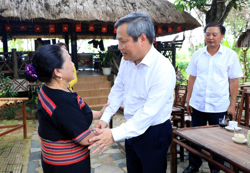 Chủ tịch Hà Nội: Khai phóng tiềm năng phát triển khu vực phía tây thủ đô - 1