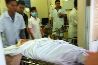 Hà Nội: Ông thông gia chém bà thông gia trọng thương