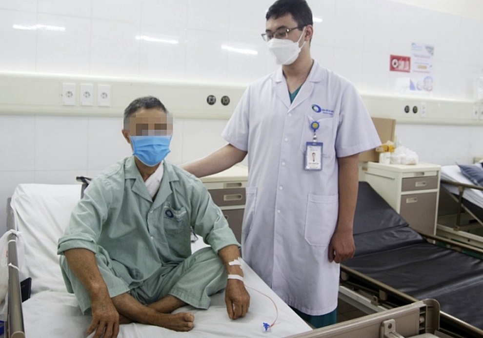 Điều trị đa mô thức- kéo dài thời gian sống cho bệnh nhân ung thư thực quản - 1 Điều trị đa mô thức- kéo dài thời gian sống cho bệnh nhân ung thư thực quản - 1