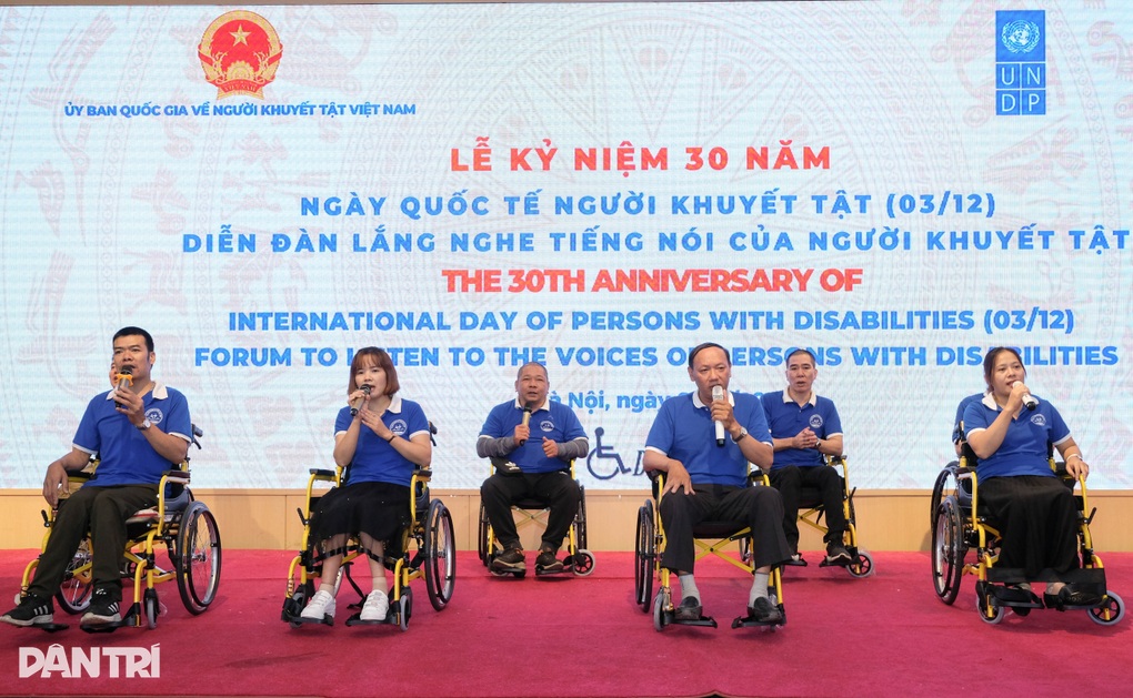 Đổi mới cho quyền bình đẳng và hòa nhập của người khuyết tật - 1 Đổi mới cho quyền bình đẳng và hòa nhập của người khuyết tật - 1