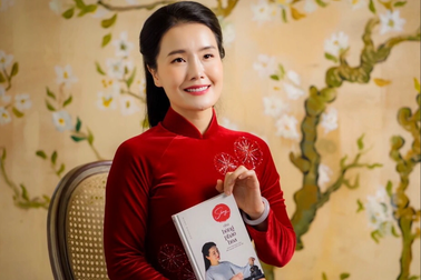 Ruby Nguyen truyền cảm hứng qua tác phẩm "Sống như bông pháo hoa"