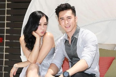 Chồng kém 12 tuổi và Chung Lệ Đề hạnh phúc sau một năm kết hôn