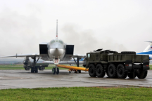 Nghi vấn căn cứ không quân chiến lược của Nga bị tấn công