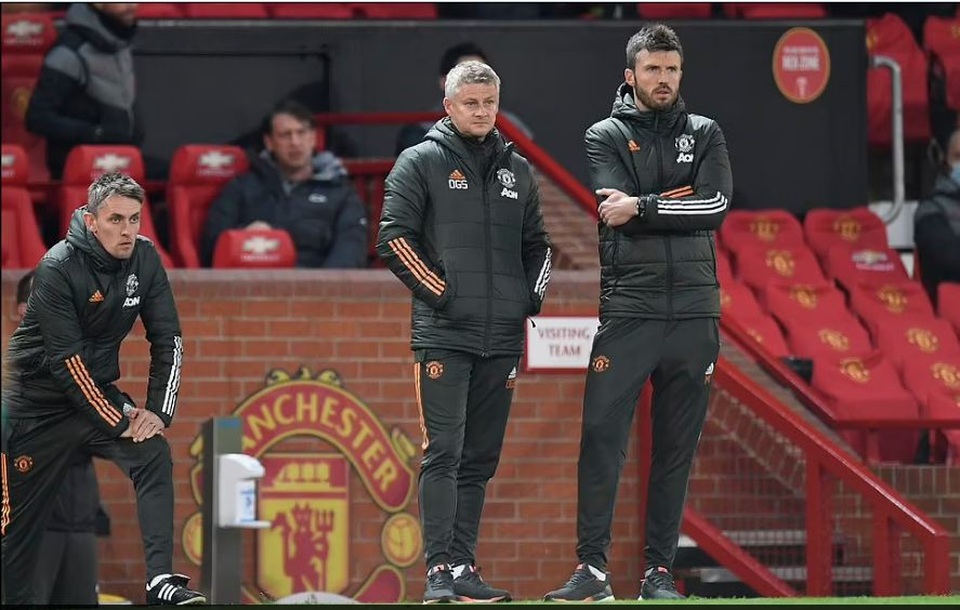 HLV Solskjaer: Man Utd thua vì biếu cho Liverpool hai bàn thắng - 4 HLV Solskjaer: Man Utd thua vì biếu cho Liverpool hai bàn thắng - 4