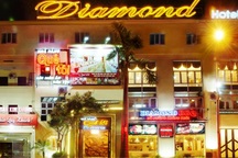 Bà chủ khách sạn Diamond được phát hiện trong tư thế treo cổ