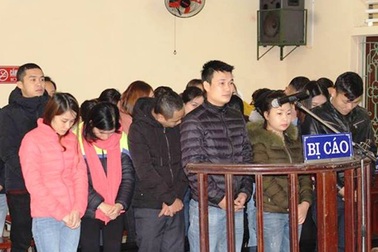 Vợ chồng chủ đại lí vé số cầm đầu đường dây đánh bạc 2,3 tỷ đồng