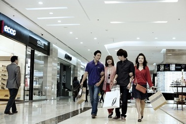 Cùng Vincom Center đón mùa yêu thương