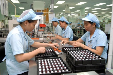 Tăng năng suất lao động: DN chưa chọn cách ít tiền!