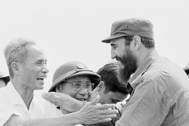 Hình ảnh Fidel Castro bên Việt Nam những năm tháng chiến tranh