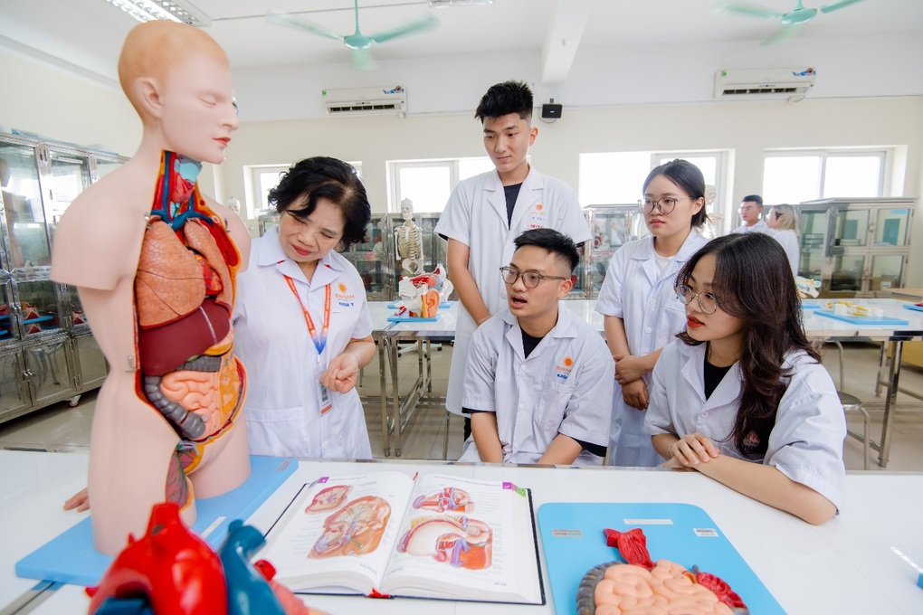 Đại học Đại Nam rút ngắn thời gian đào tạo, sinh viên được hưởng lợi - 5 Đại học Đại Nam rút ngắn thời gian đào tạo, sinh viên được hưởng lợi - 5