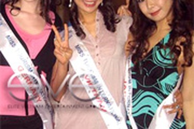 Hoa hậu Ngọc Diễm có thêm nhiều bạn mới