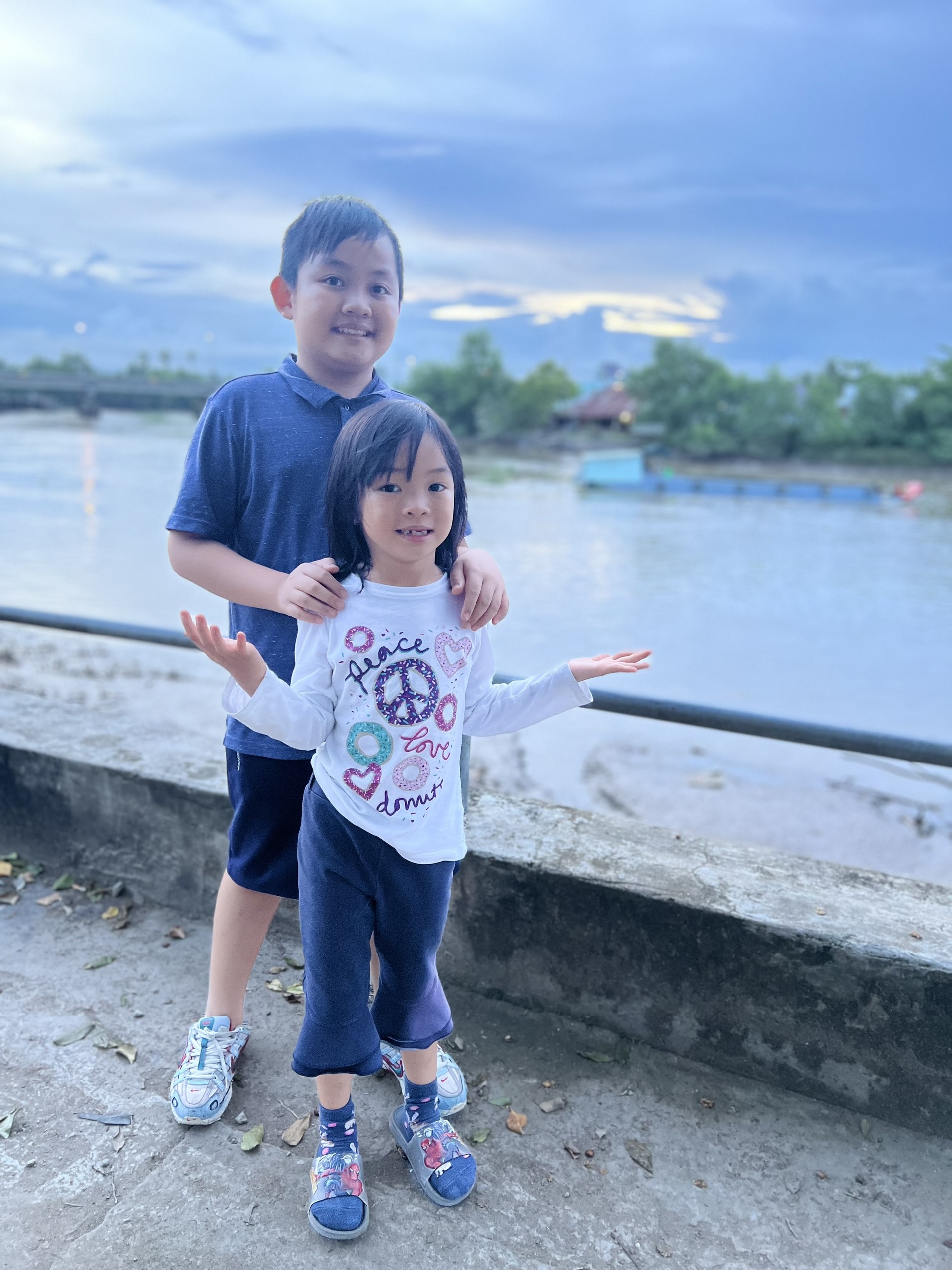 Hi hữu: Bé gái 7 tuổi ở TPHCM 4 lần chinh phục đường chạy cự ly 21km - 2 Hi hữu: Bé gái 7 tuổi ở TPHCM 4 lần chinh phục đường chạy cự ly 21km - 2