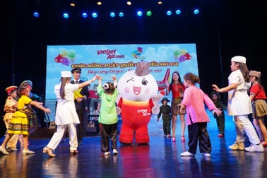 “Bay lên những ước mơ” tặng hàng ngàn vé con em y bác sĩ tuyến đầu dịp 1/6