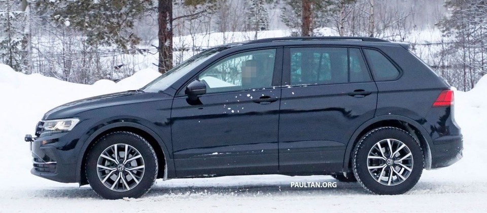 Volkswagen hé lộ hình ảnh Tiguan phiên bản mới - 5 Volkswagen hé lộ hình ảnh Tiguan phiên bản mới - 5