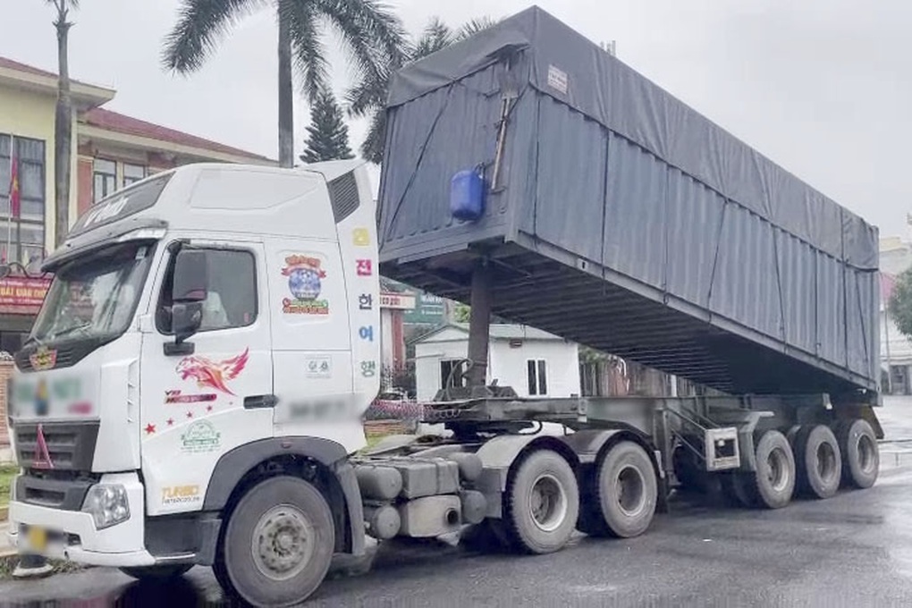 Những chiếc xe container khác lạ ở Hải Dương - 5 Những chiếc xe container khác lạ ở Hải Dương - 5