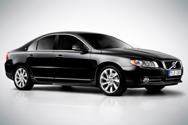 Volvo S80 Executive sang trọng và V70 R-Design thể thao