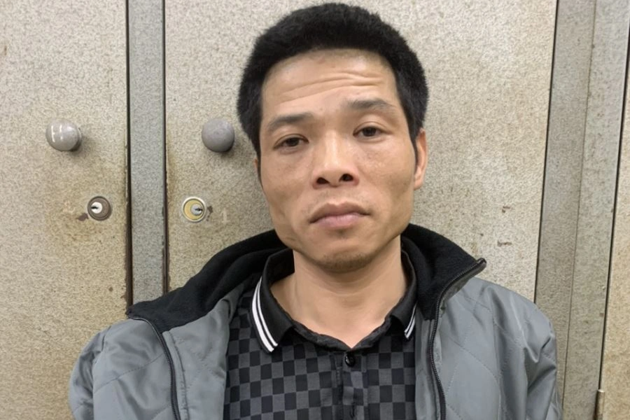 Obžaloba muže, který v lázních několik hodin ovládal dvě dívky - 1. Khởi tố kẻ khống chế 2 cô gái nhiều giờ ở quán spa - 1