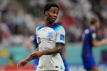Bị mất tài sản có giá trị lớn, Raheem Sterling ngậm đắng trở lại World Cup