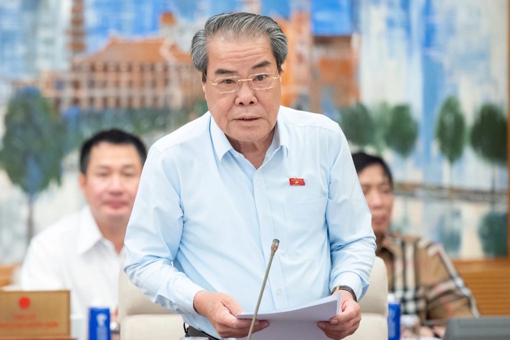 “Với học sinh lệch chuẩn lớn, chỉ dùng biện pháp nhẹ nhàng thì rất khó” - 1 “Với học sinh lệch chuẩn lớn, chỉ dùng biện pháp nhẹ nhàng thì rất khó” - 1