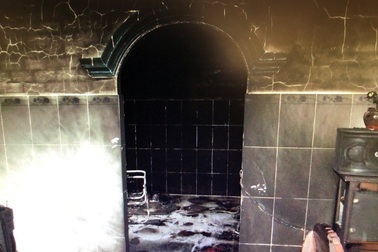 Nam thanh niên bị chết cháy do mang xăng đốt nhà người yêu