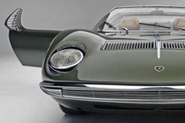 Lamborghini Miura Spyder trở lại