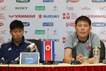 HLV Triều Tiên: "Ông Park rất giỏi, nhưng chúng tôi không e ngại"