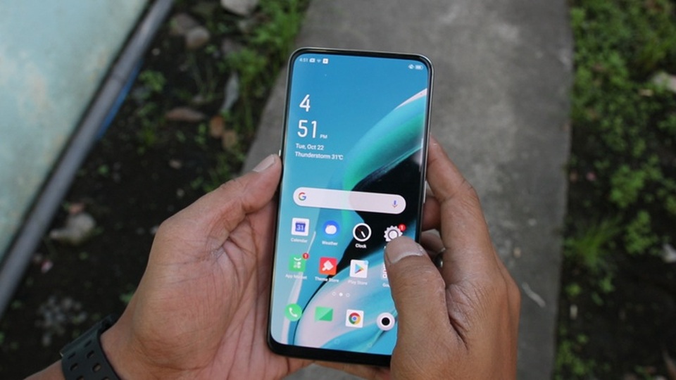 Những mẫu smartphone cao cấp và cận cao cấp đang giảm giá tiền triệu - 8 Những mẫu smartphone cao cấp và cận cao cấp đang giảm giá tiền triệu - 8