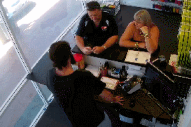 Sốc video iPhone 6 Plus bất ngờ phát nổ trên tay người dùng