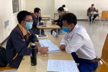 Giảm thủ tục hành chính trong quản lý lao động nước ngoài tại Việt Nam