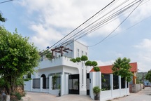 Con gái chi 5 tỷ đồng xây nhà tặng cha mẹ ở Quảng Ninh