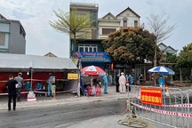 Khởi tố đối tượng trộm cắp rồi bóp cổ nạn nhân trong khu cách ly