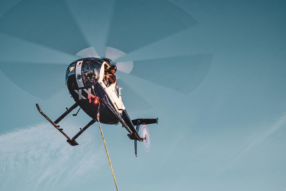 Loại mật ong siêu đắt đỏ, thu hoạch bằng… trực thăng - 3