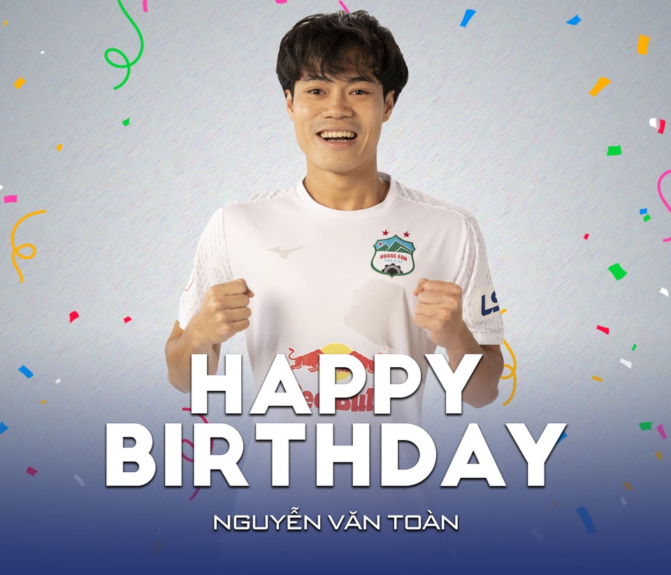 HA Gia Lai 4-3 Nam Định: 3 quả phạt đền và những phút bù giờ điên rồ - 8 HA Gia Lai 4-3 Nam Định: 3 quả phạt đền và những phút bù giờ điên rồ - 8