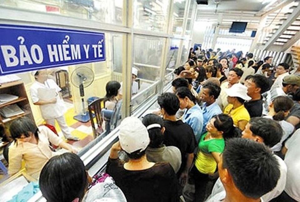 Cấp tối thiểu 2 tháng thuốc cho bệnh nhân ngoại trú khi khám BHYT - 1