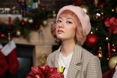 Ca sĩ Xuân Nghi xác nhận dương tính với Covid-19 tại Mỹ