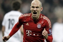 Bayern 7 lần "xé lưới" Basel