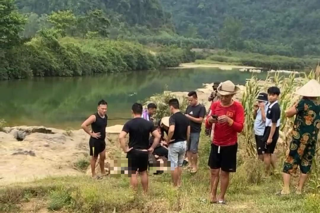 Ba học sinh tử vong tại khe nước ở Quảng Bình - 1 Ba học sinh tử vong tại khe nước ở Quảng Bình - 1