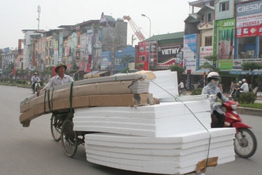 Tháng an toàn giao thông... không an toàn