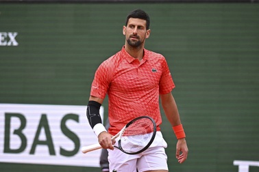 Nadal không dự Barcelona Open, Djokovic bị nghi ngờ chấn thương