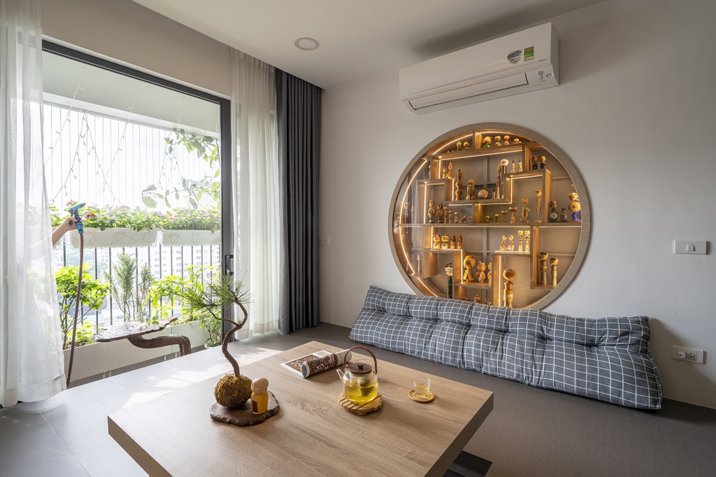 Vợ chồng trẻ Hà Nội chi hàng trăm triệu đồng làm căn hộ giấu đồ độc đáo - 4