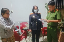 Bà chủ quán cà phê làm môi giới mại dâm