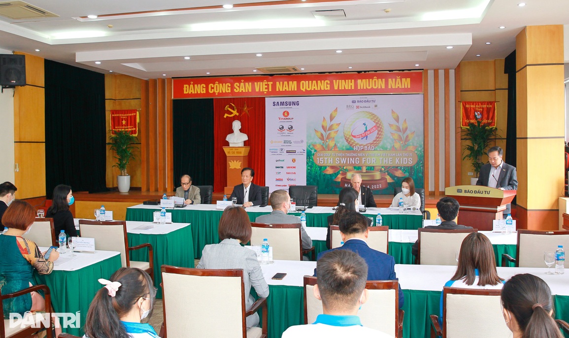 Giải Golf từ thiện Vì trẻ em Việt Nam lần thứ 15 chính thức khởi động - 1 Giải Golf từ thiện Vì trẻ em Việt Nam lần thứ 15 chính thức khởi động - 1