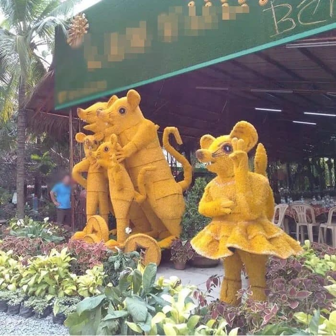 Phì cười với loạt linh vật có vẻ mặt ngờ nghệch, hờn cả thế giới - 8 Phì cười với loạt linh vật có vẻ mặt ngờ nghệch, hờn cả thế giới - 8