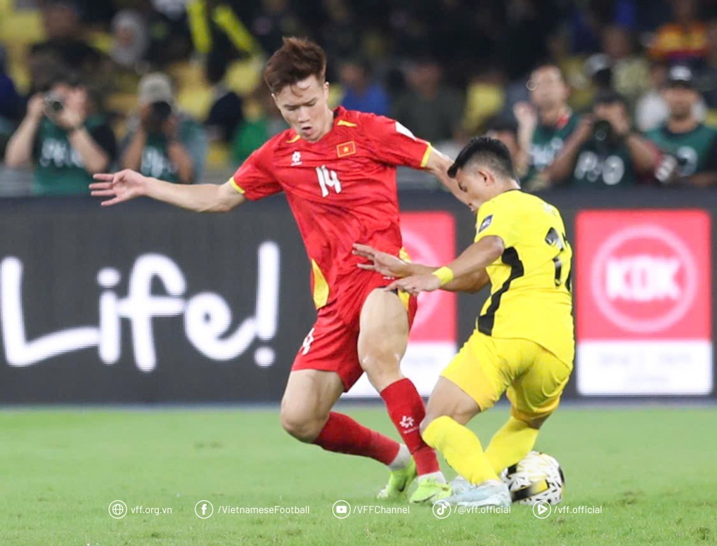 Nhà báo Malaysia cảnh báo chính sách nhập tịch của bóng đá nước nhà - 2 Nhà báo Malaysia cảnh báo chính sách nhập tịch của bóng đá nước nhà - 2