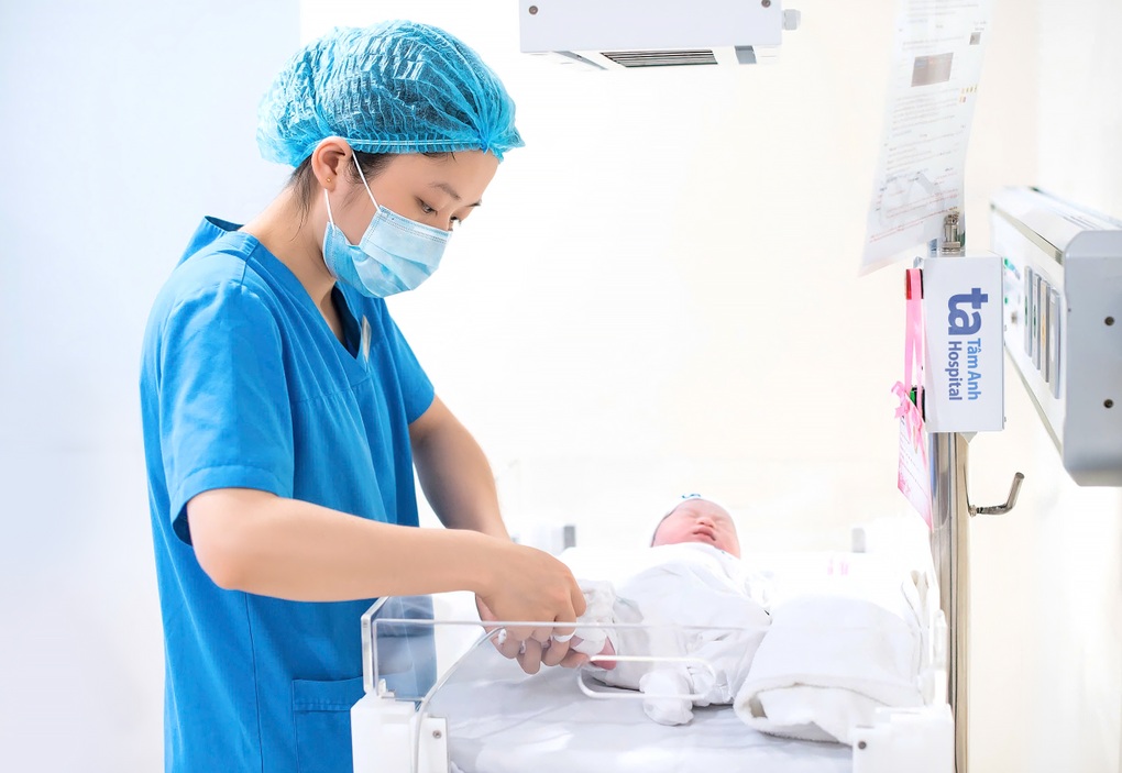 Tiêm kháng thể đơn dòng ngừa RSV cho trẻ sinh non, bệnh bẩm sinh - 1 Tiêm kháng thể đơn dòng ngừa RSV cho trẻ sinh non, bệnh bẩm sinh - 1