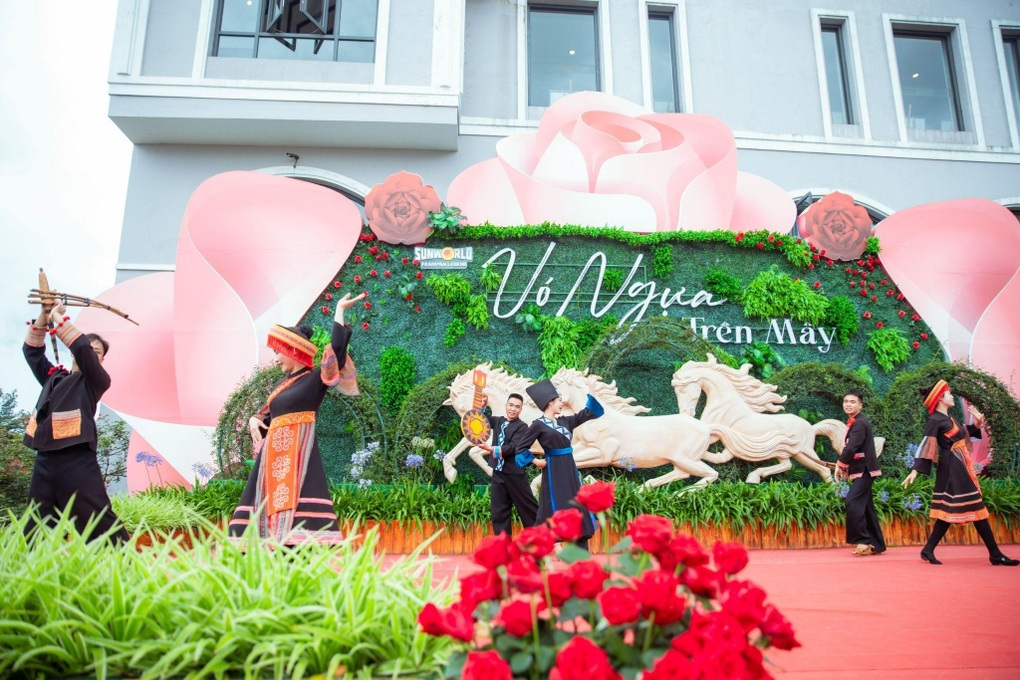 Khai mạc mùa giải Vó ngựa trên mây lần thứ 7 tại Sa Pa - 1 Khai mạc mùa giải Vó ngựa trên mây lần thứ 7 tại Sa Pa - 1